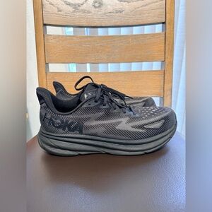 Hoka Clifton 9 size 11.5 for men